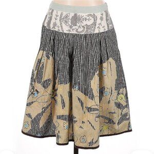 CAbi Knee Length Boho Skirt Size 6